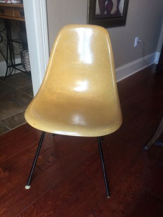 Vintage Herman Miller Eames Fiberglass Side Chair Yellow Plastic 1950’s 60’s