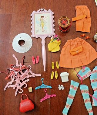 Vintage 1962 Midge Barbie Doll Mattel w/ Clothes Accessories & Red Ponytail Case 2