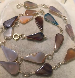 Vintage Jewellery Lovely Shaped Scottish Pebble Agate Bezel Set Necklace