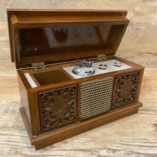 Vintage Ross Electronics Corporation Wooden Table Top Lighter Am Radio Console