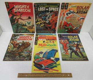 (9) Vintage [1964 - 1975] Gold Key Comic Books Lost In Space Mod Wheels Etc Wz9373