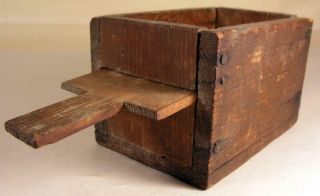 Antique Small Early Wooden Pine Bee Lining Or Hunting Box Apiary Beekeeping 3