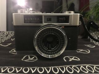 Konica Ee Matic 35mm Film Camera Vintage Retro Rangefinder