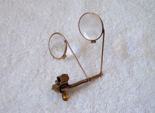 Vtg B&l Bausch & Lomb 4x - 7x Dual - Lens Gold - Tone Clip - On Eyeglass Loupe Magnifier