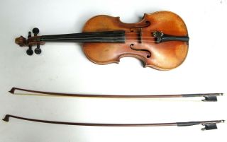 Rare Antique Full 4/4 Stradivarius Cremonensis Violin With The 2 Bows