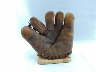 Antique Vintage 1930’s Spalding Chuck Klein Split Finger Baseball Glove 