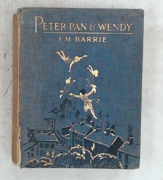 Peter Pan & Wendy - J.  M.  Barrie - Illustrated By Gwynedd Hudson - Hardback - W33