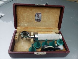 Vintage Welch Allyn Doctors Otoscope Ophthalmoscope Set With Case