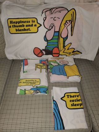Vintage 1971 Twin Flat & Fitted Sheet Peanuts Charlie Brown Snoopy Happiness Is