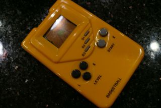 Rare Basketball Vintage Electronic Handheld Lcd Video Game And Watch ✨must See✨