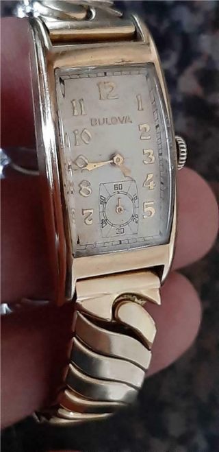 Vintage Bulova 8 - 10k Gold Gents Wristwatch With Art Deco Curvex Shape
