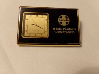 Santa Fe Railroad Clock From The Santa Fe Waste Products Desk Clock Advertising