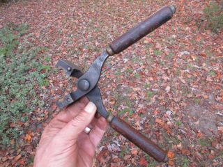 Antique Winchester W.  R.  A.  40 - 70 Bullet Mold Wood Handle Casting Tool Gunsmith