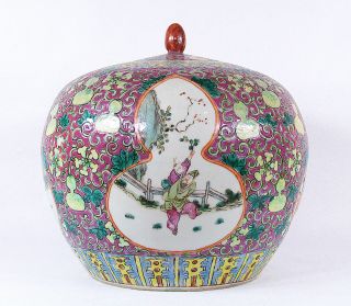Antique Chinese Porcelain Covered Jar,  19 Century