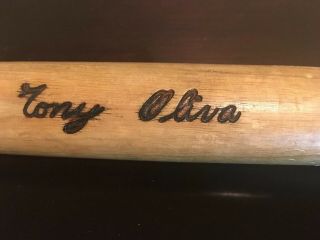 Tony Oliva Louisville Slugger 125 Bat.  Hillerich and Bradsby.  16” Vintage. 3