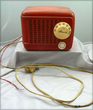 Vintage Arvin Model 243 - T Radio {red} 129