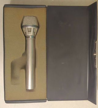 Vintage Akg D190e Dynamic Cardioid Microphone With Padded Case