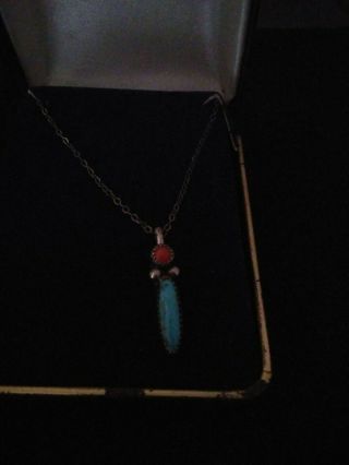 Vintage Native American Sterling Silver And Fire Coral Necklace