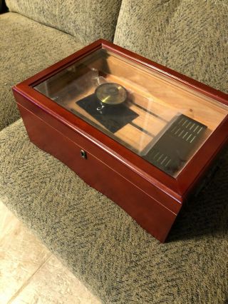 Solid Maple Locking Humidor Glass Top Cao International Inc.  With Key And