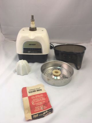 Vintage Proctor Silex Juicit Automatic Juicer Juice Maker Squeezer J101wa