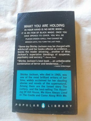 Shirley Jackson WE HAVE ALWAYS LIVED IN THE CASTLE Vintage 1962 Paperback 2