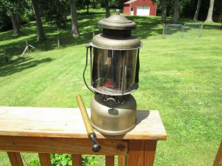 Vintage 1920s Coleman Quick Lite Double Mantel Lantern W/ Pump.  Model L327