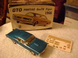 Old 1/25 Mpc 11 - 200 1966 Pontiac Gto 