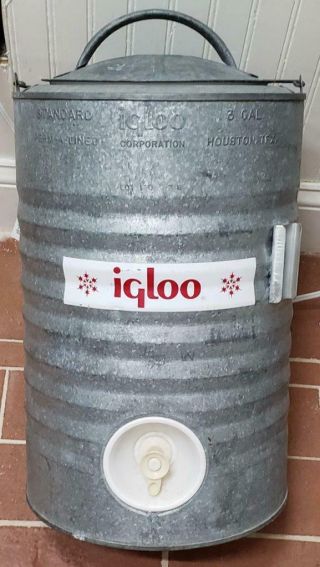 Vintage Igloo Galvanized Metal 3 Gal Water Drink Perm - A - Lined Cooler Red Handle
