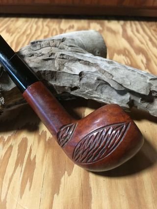 Wdc Imported Briar Tobacco Smoking Pipe W/ Hand - Carved Leaf Pattern On Bowl.