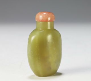 Antique Chinese Carved Yellow Jade Snuff Bottle 2