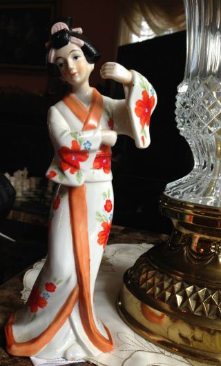 Vintage Chinese Export Porcelain Geisha Figurine Hand Painted