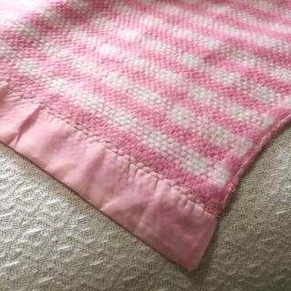 Vtg Waffle Weave Blanket Acrylic Wool Blend Satin Lined Pink Plaid Large Double
