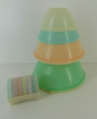 Vtg 13pc Set Tupperware Wonderlier Pastel Color Nesting Bowls & Wagon Coasters