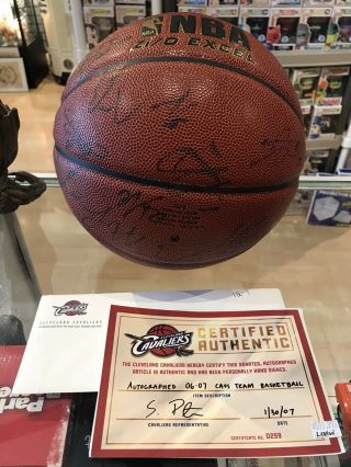 2006 - 07 Cleveland Cavaliers Lebron James,  Team Signed Spalding Nba Basketball