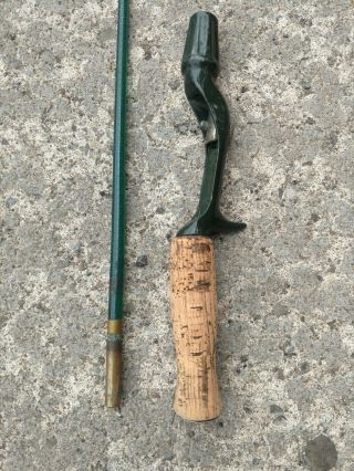 Vintage Shakespeare Wonderod Fiberglass Casting Fishing Rod Green 62 " Usa