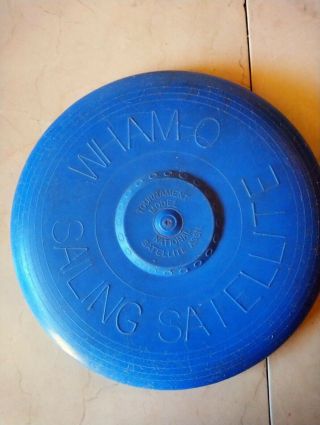 Rare Vintage Wham - O Sailing Satellite Frisbee Disc Tournament Model Blue