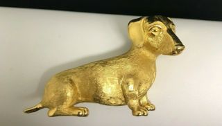 Vintage Crown Trifari Weiner Dog Dachshund Brooch Pin Gold Tone Metal Signed