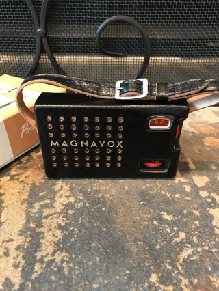 Vintage Magnavox Model Am - 22 Pocket Transistor Radio W/ Box,  Case Japan Nos