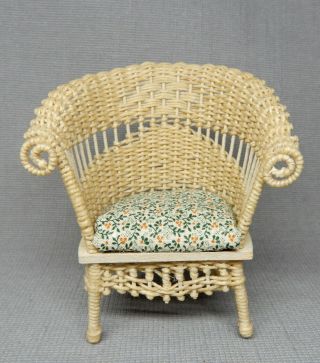 Vintage Victorian Style Wicker Chair - Artisan Dollhouse Miniature 1:12
