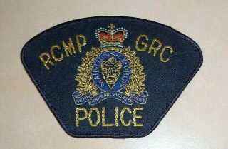 Vintage Obsolete Rcmp Grc Police Shoulder Patch Gold Mylar Thread Rare