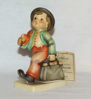 Vintage Goebel Hummel Figurine Merry Wanderer 11 / 0 W Germany 4 3/4 " Tall