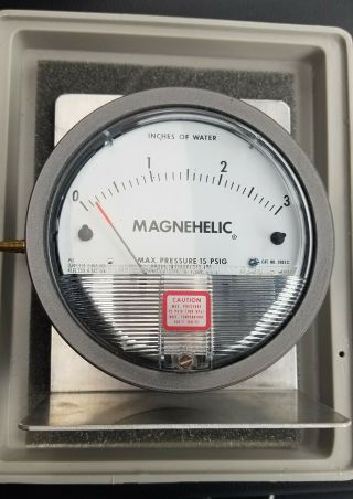 Dwyer Vintage Magnahelic Manometer 0 - 3 Tubing