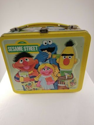 Vintage Sesame Street 1979 Aladdin Metal Tin Lunch Box Big Bird Burt Ernie Oscar