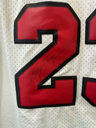 Michael Jordan Autographed Chicago Bulls Jersey Upper Deck Certified