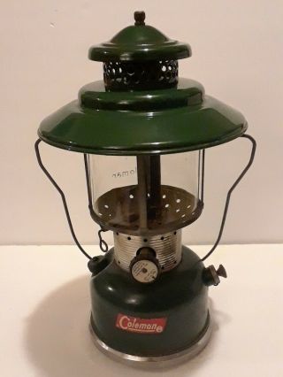 Vintage 1962 Coleman 228e Big Hat Double Mantle Lantern Oil Green Sunshine Of Ni