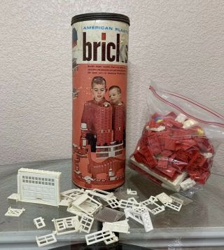 Vintage American Plastic Bricks Building Set 725
