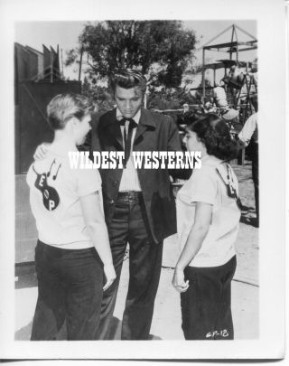 Elvis Presley Vintage Photo Rare Candid Greeting Fan Club Members