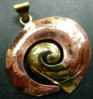 Fabulous Vintage Spiral Shell Design Copper Brass Pendant For Necklace