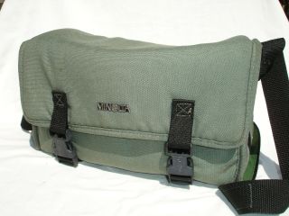 Minolta Camera Bag Soft Case Gray Green W Shoulder Strap Vintage