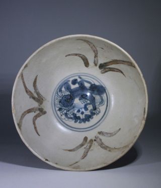 Antique Chinese Blue & White Porcelain Binh Thuan Large Foo Dog Bowl Ming Wanli